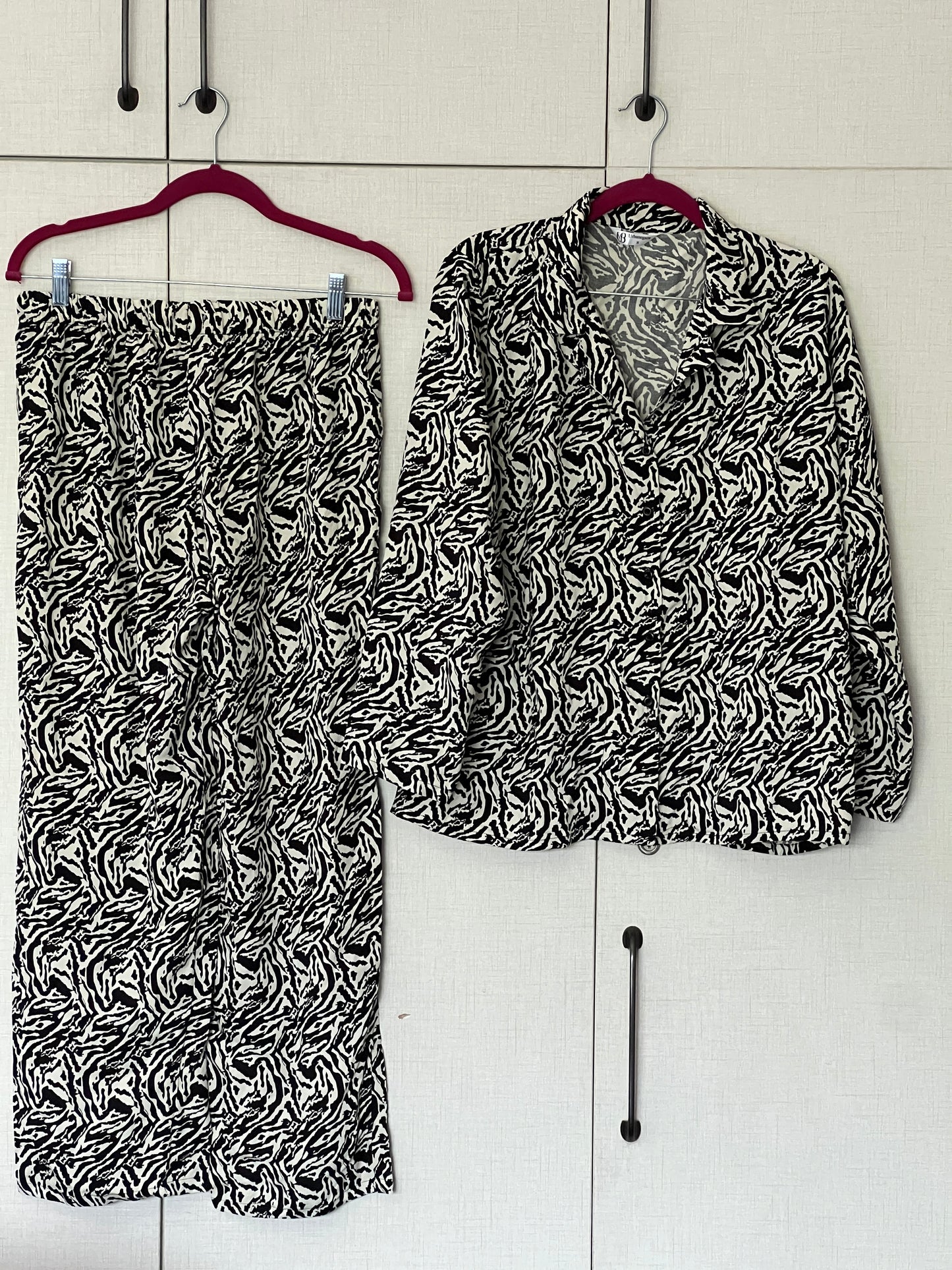 Women Night Suit 2 Piece Linen - Shirt and Trouser - Beautiful zebra patern of white and black