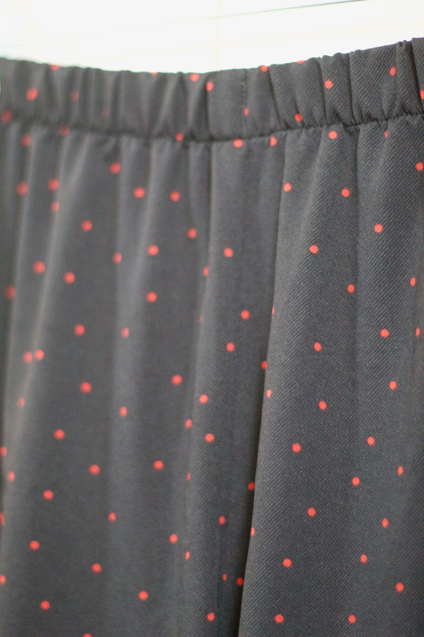 Elegant Black Pajama Set with Red Hearts & Piping – Soft & Stylish Sleepwear